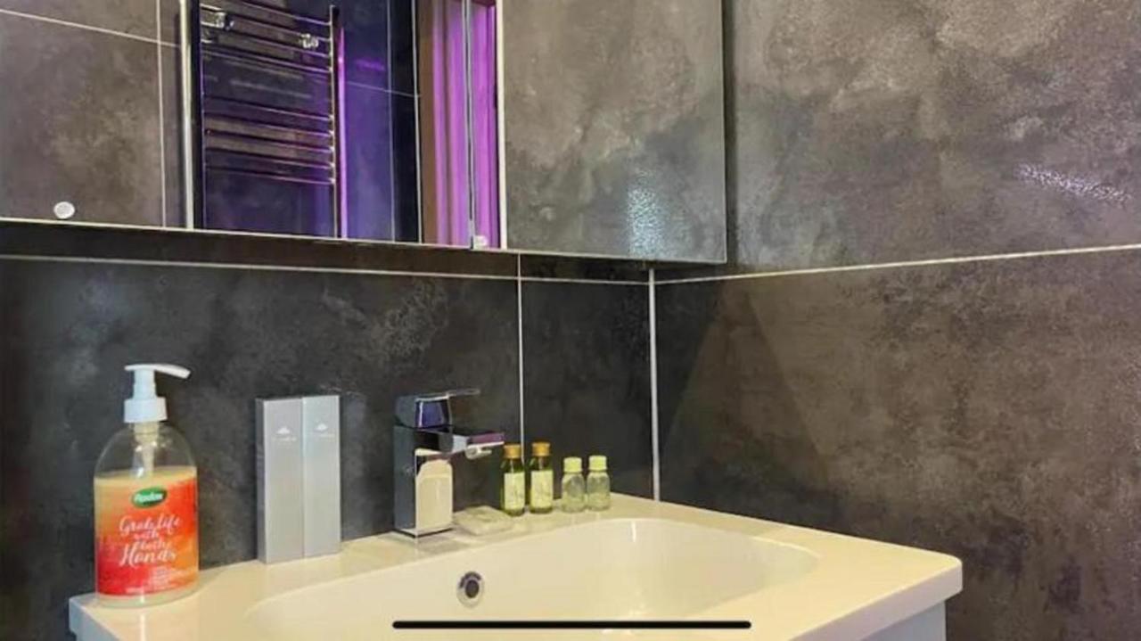 #1 Tgha Luxury Studio Apartment In Атлон Экстерьер фото
